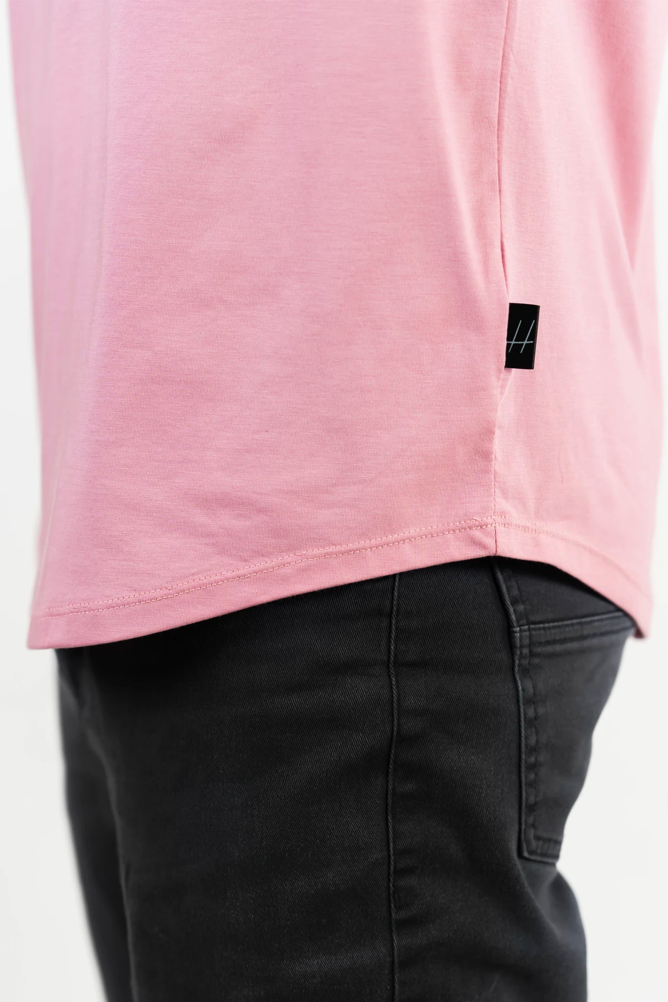 HabitoWebsiteProductImageShort_CrewNeckCurvedBottomT-ShirtPink1 back